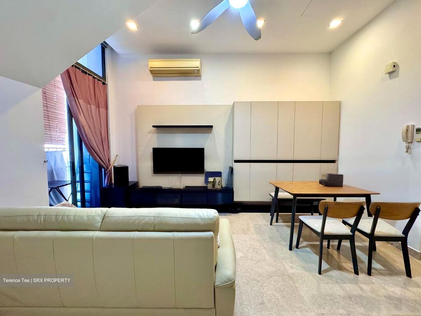 Emprado Suites (D15), Apartment #470396921